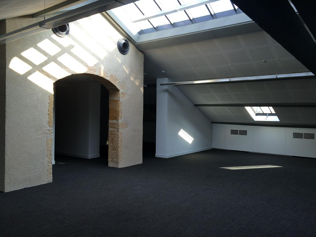 Bureau Lyon 611m² Location bureau Lyon Rhône OLBUR2418982 35